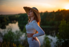 straw hat, women outdoors, nature, lake, sky, sunset, trees, women, brunette, model, hips, white clothing, white skirt