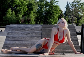 red bikini, model, hips, women outdoors, , blonde, tattoo, legs, ass, trees, sky, clouds, sunglasses