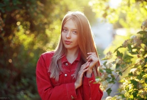 Evgeniy Bulatov, red jackets, nature, denim jacket, blonde, , model, plants, bokeh, women outdoors