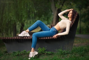 jeans, nature, model, , park, women outdoors, brunete, trees, sneakers, closed eyes, red lipstick, makeup