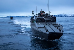 CB90, armored assault boats, US Navy