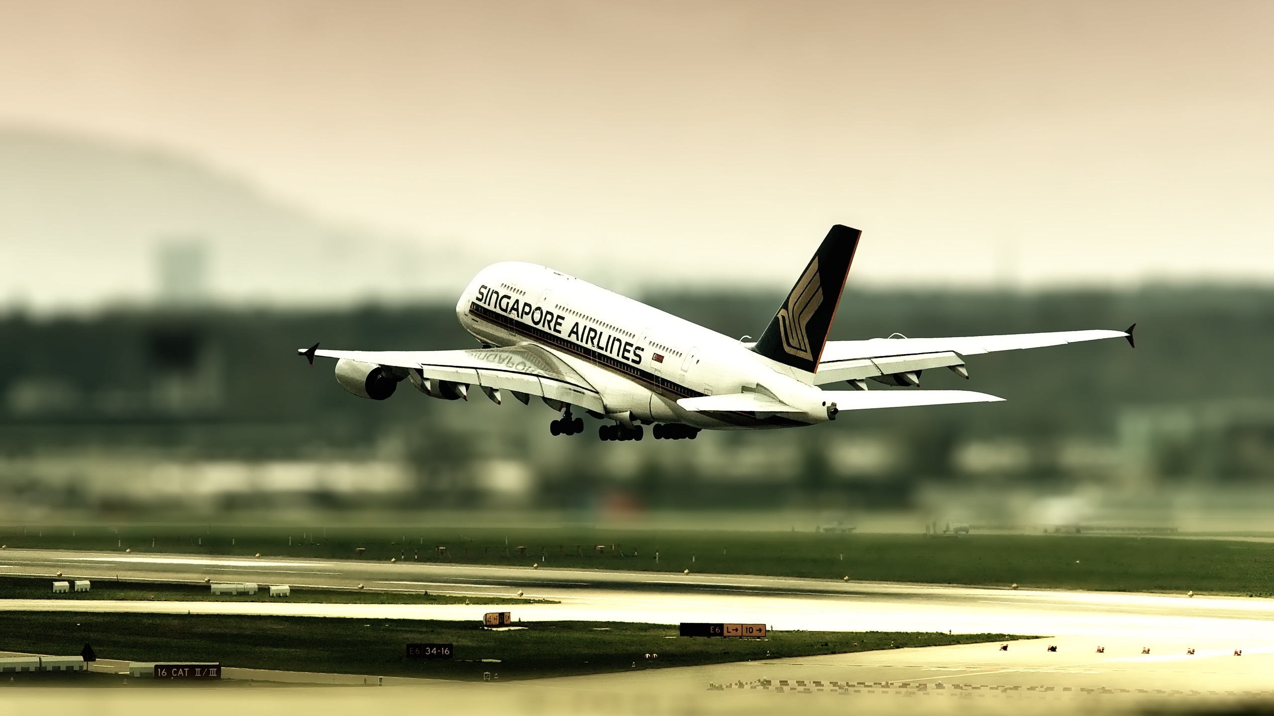 Airbus 380, zurich airport, , tilt shift