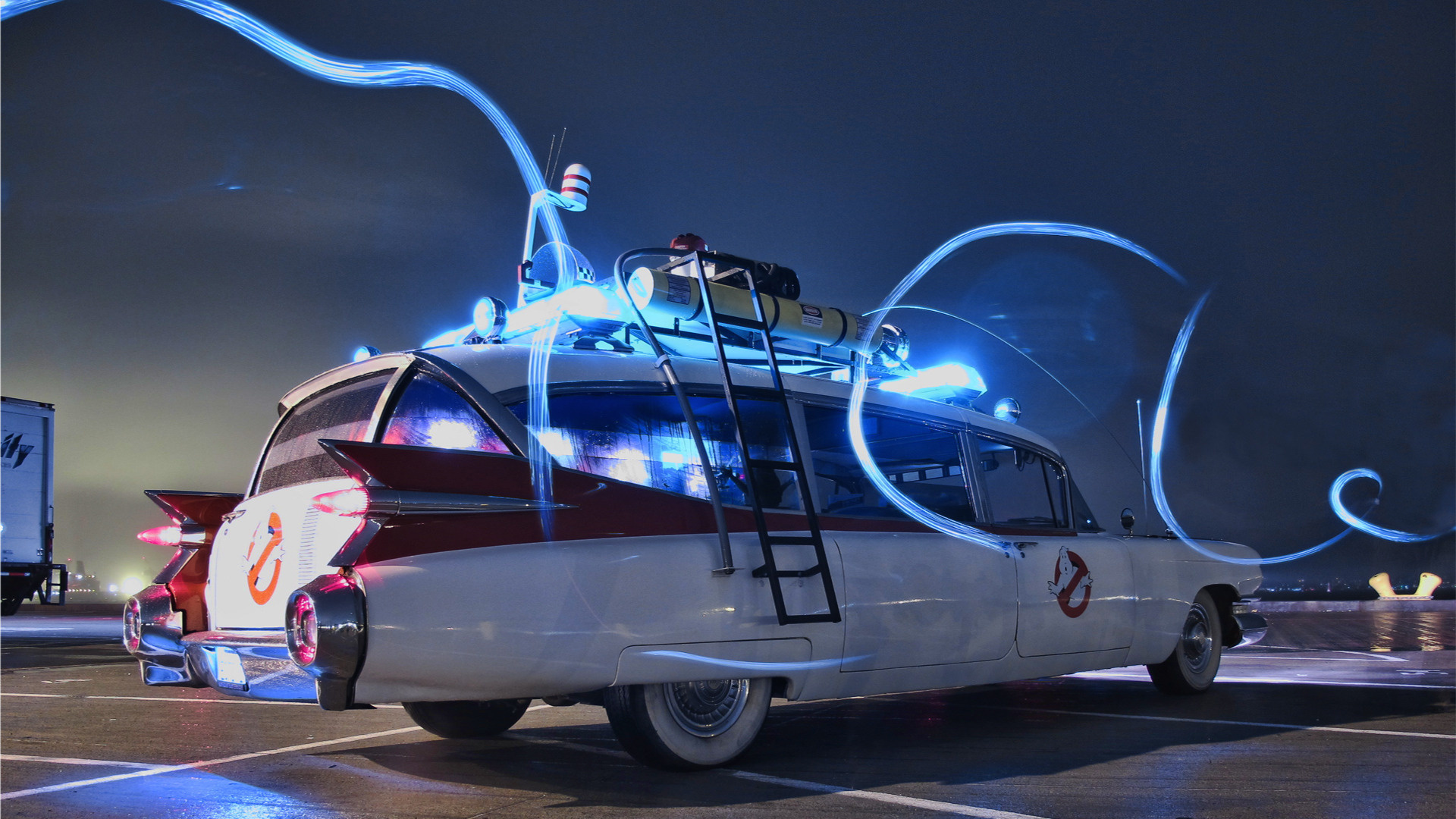 Ghostbusters, cadillac miller meteor, ecto-1,   