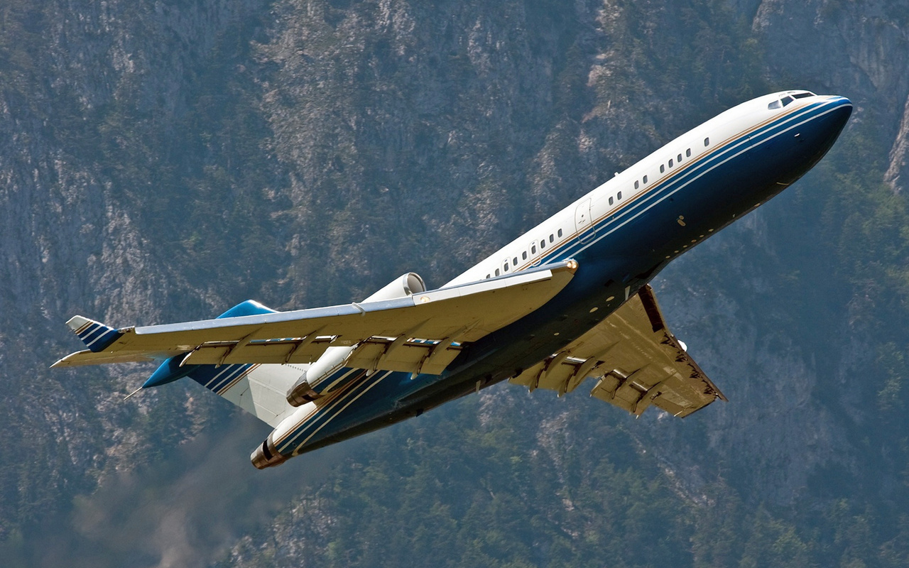 innsbruck - kranebitten (lowi, Boeing 727-76