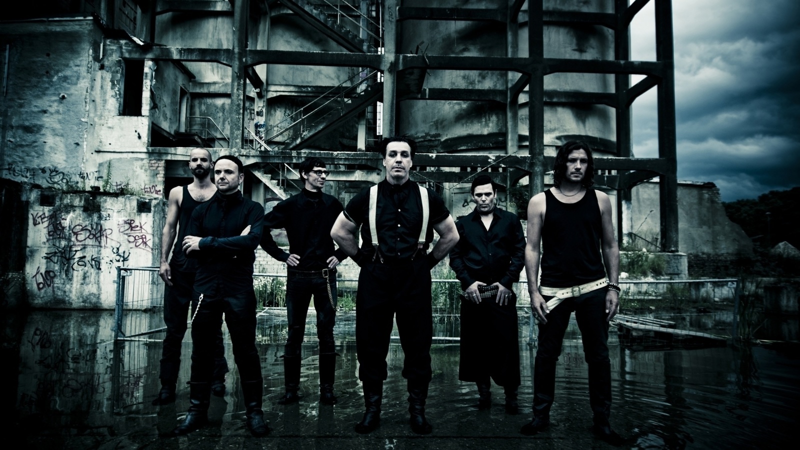 paul landers, Rammstein, oliver lars riedel, christian flake lorenz, till lindemann, richard kruspe, paul landers