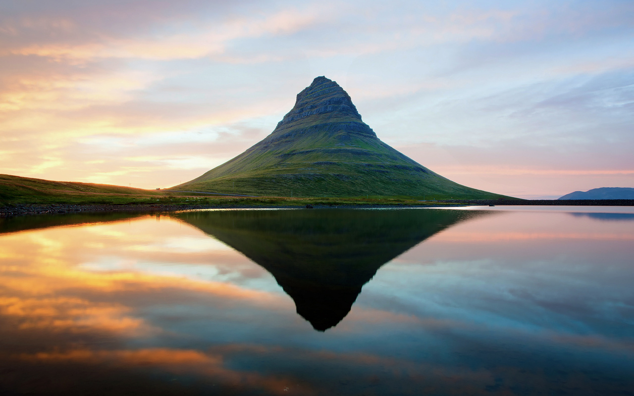 kirkjufell, , ,  