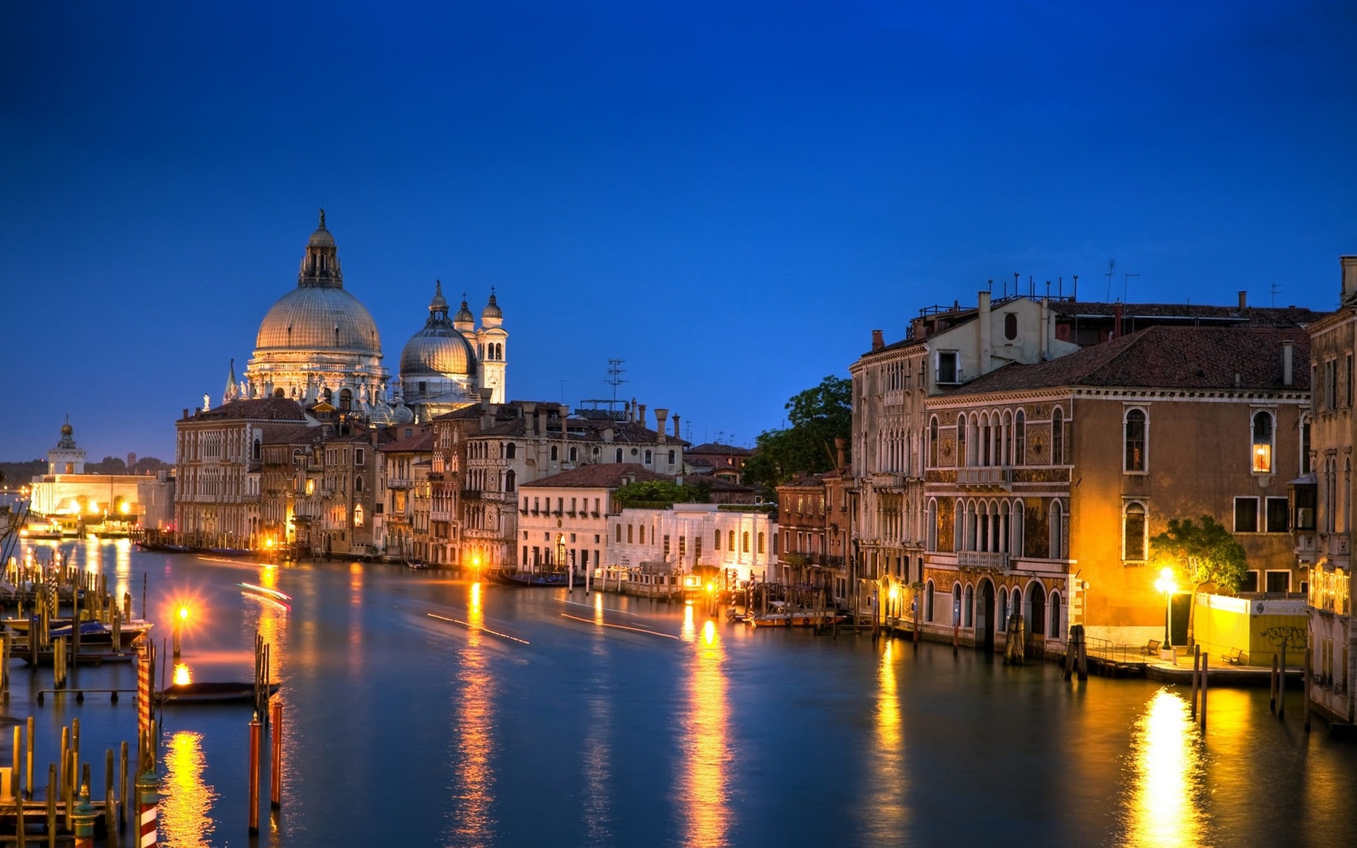 Картинки венеция, италия, гранд-канал, canal grande, архитектура, дома,  здания, вечер, освещение - обои 1920x1200, картинка №30239