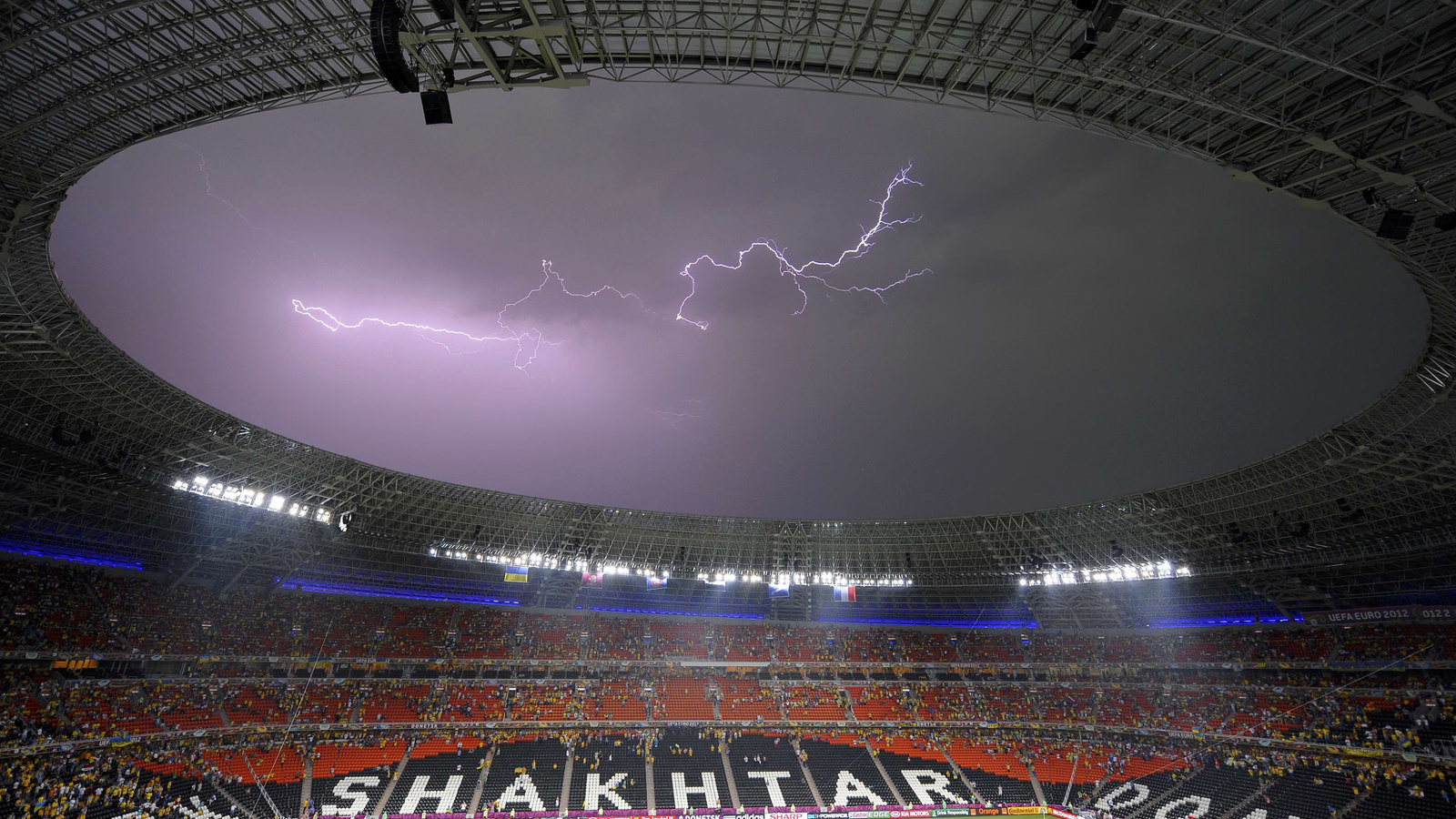  , donbass arena, donetsk, 