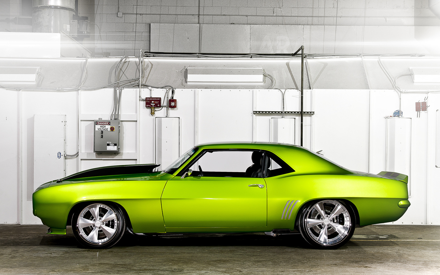 Chevrolet, , , , rides green monster 31