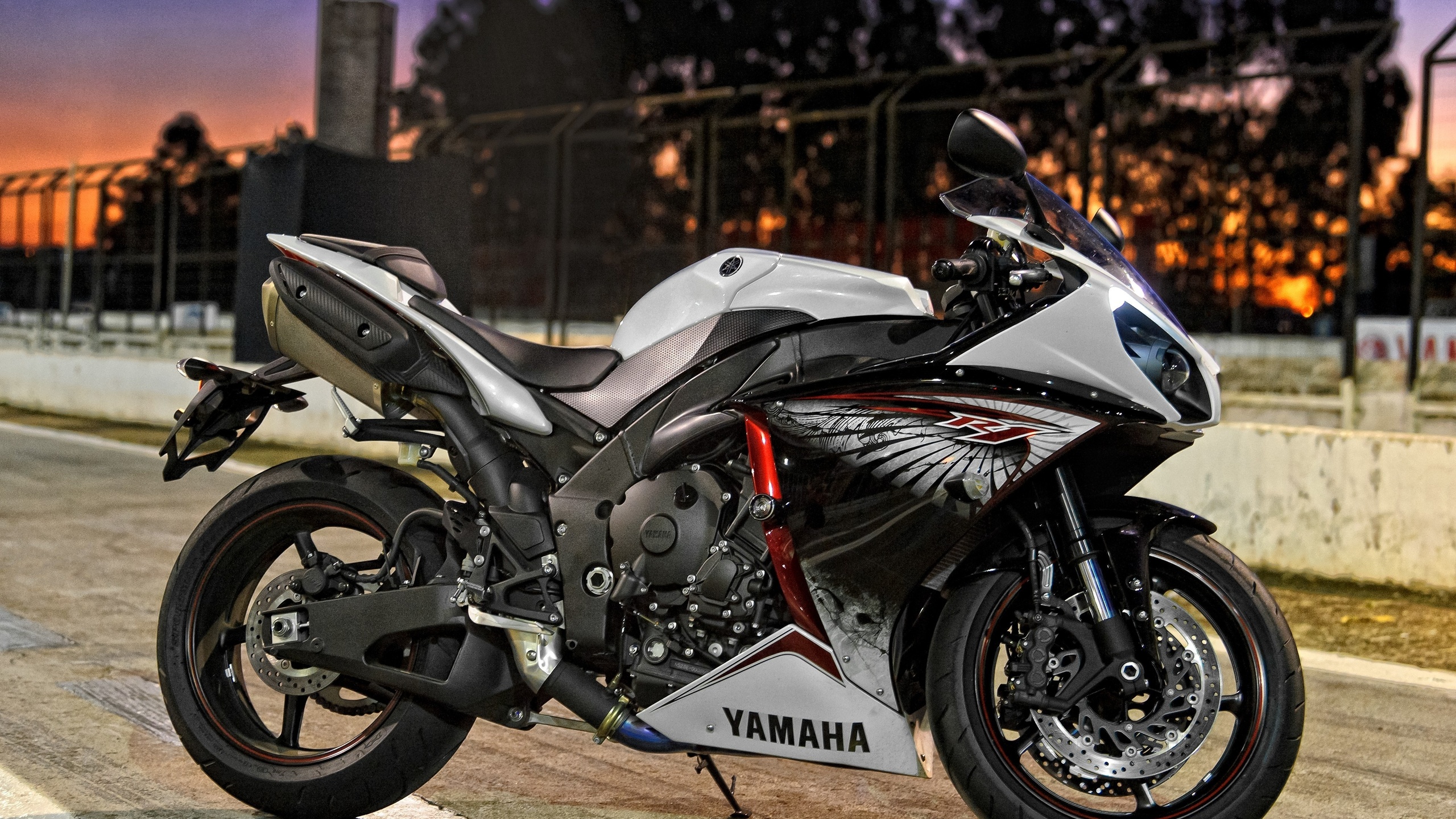 yamaha, yzf,  r1, 