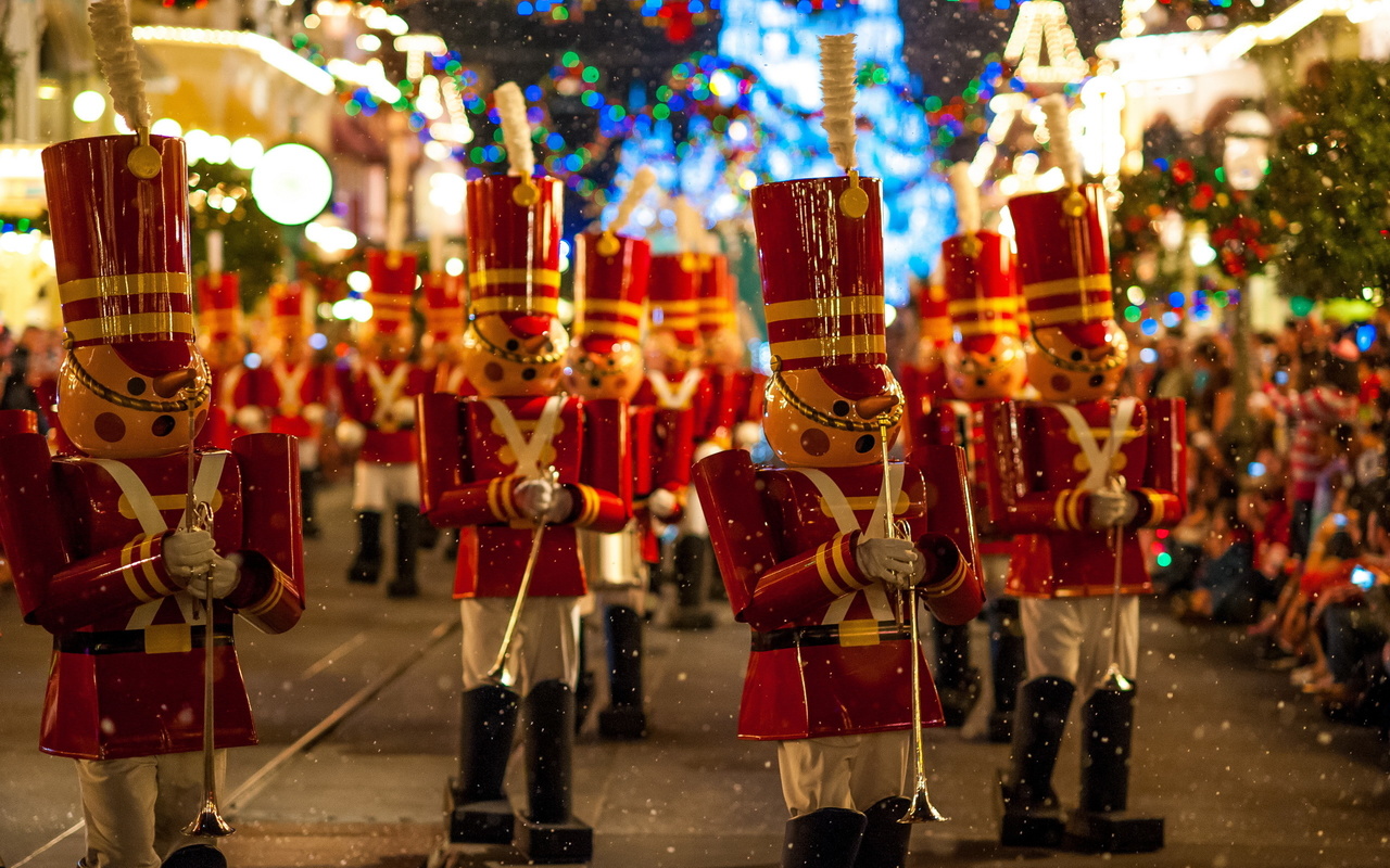 christmastime parade, walt, disney, world