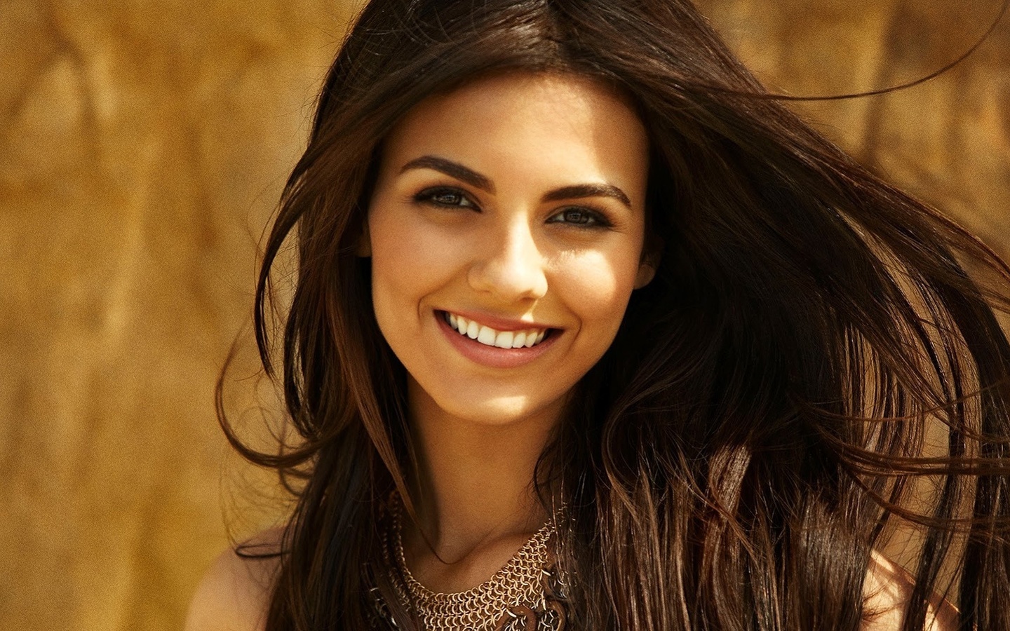 victoria justice,  