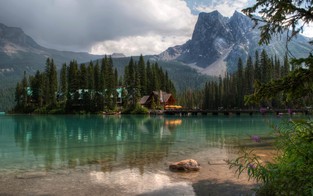 lake louise, alberta, canada, 