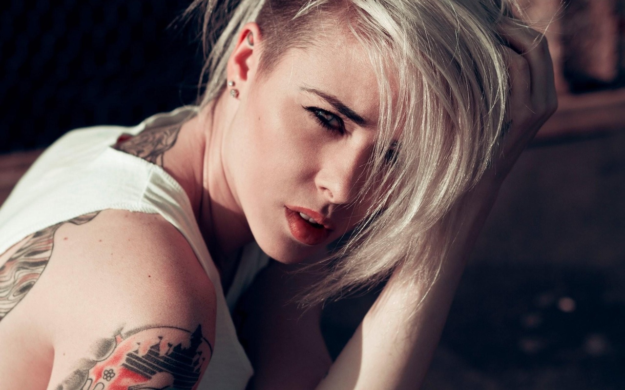 alysha nett, , , , , , , face, , , , , 