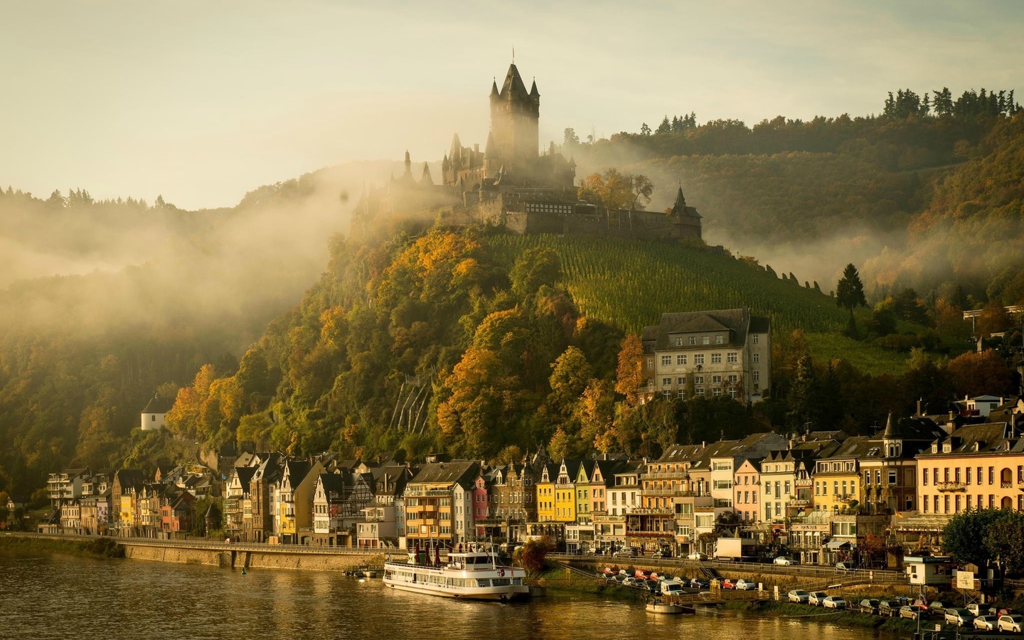 city, building, ocean, water, castle, ,