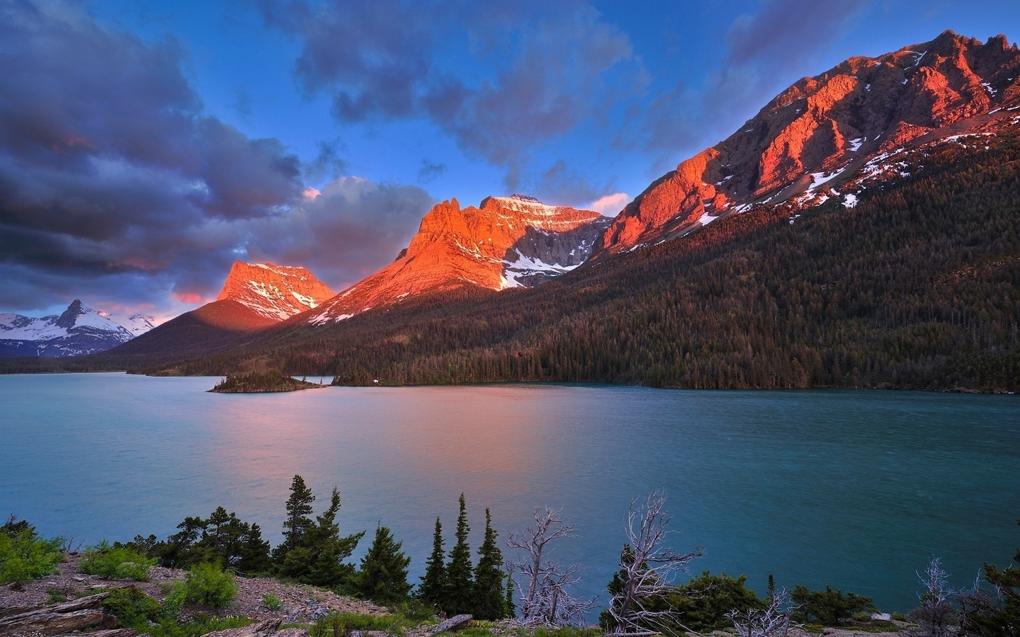 lake, water, mountain, tree, sky