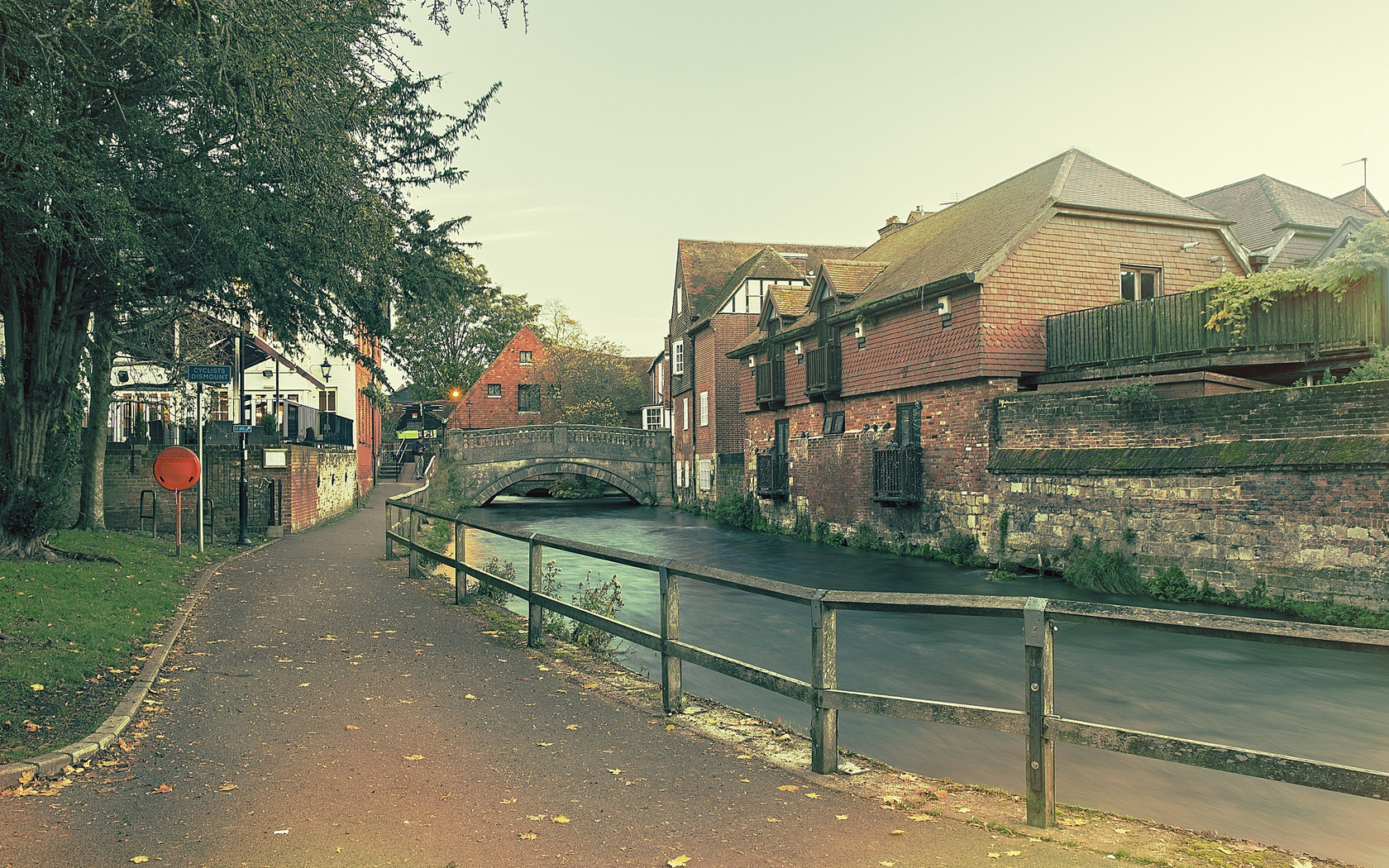 river, houses, tree, park, bench, water, autumn