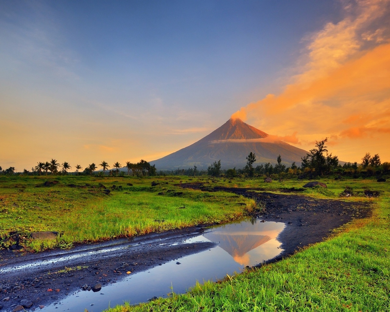 mayon, volcano, river, mountain