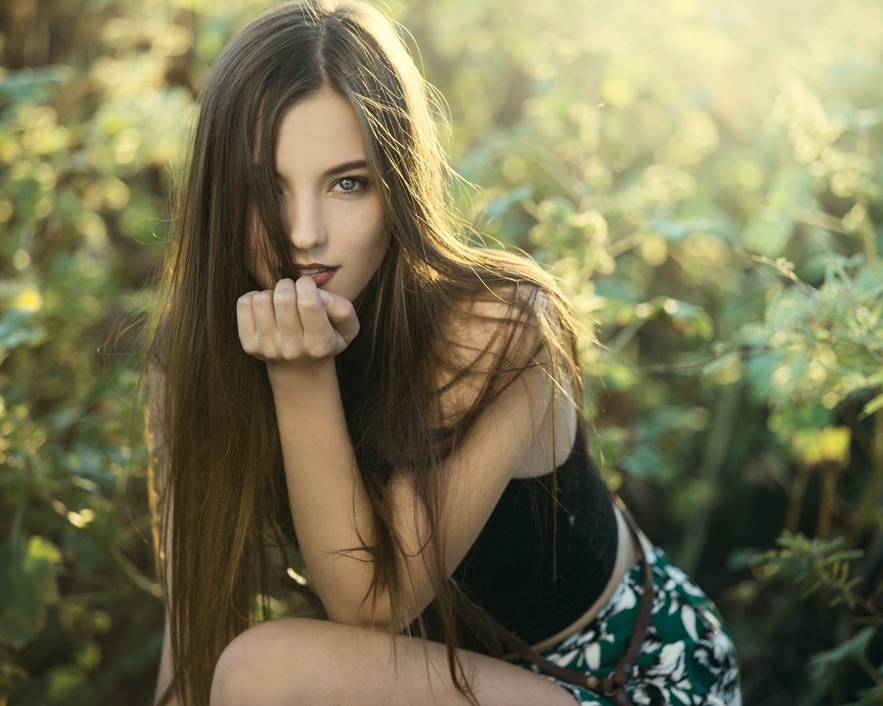 desert, fashion, girl, model, forest, natural, light, reflector