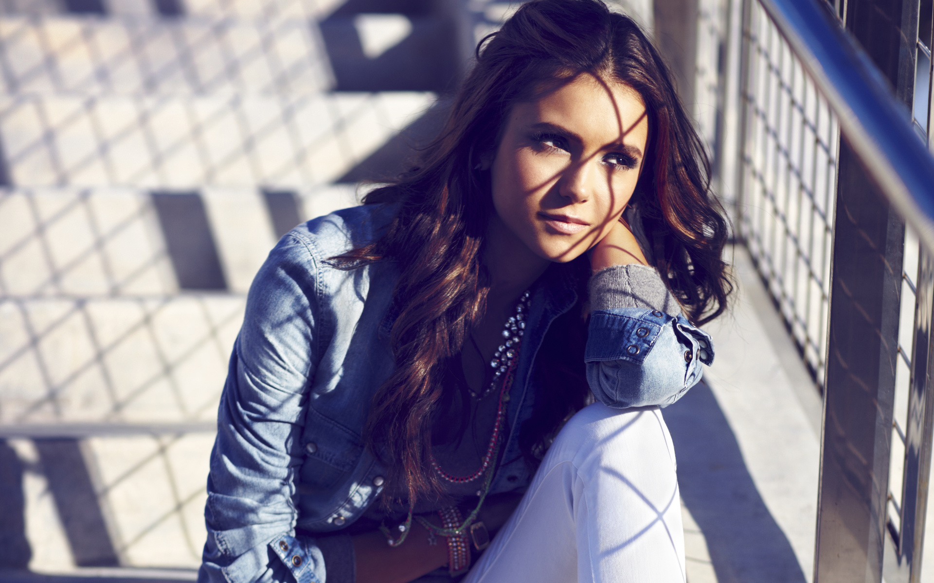  , nina dobrev, , , ,  