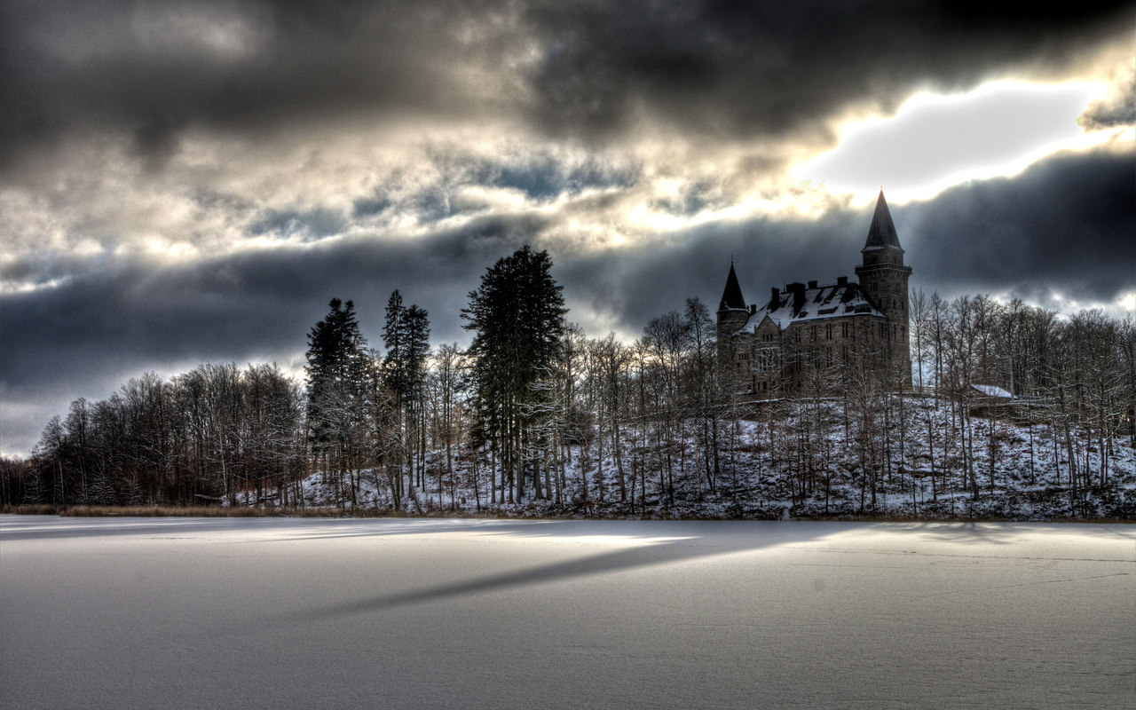 zamersshee lake, clouds, castle, trees