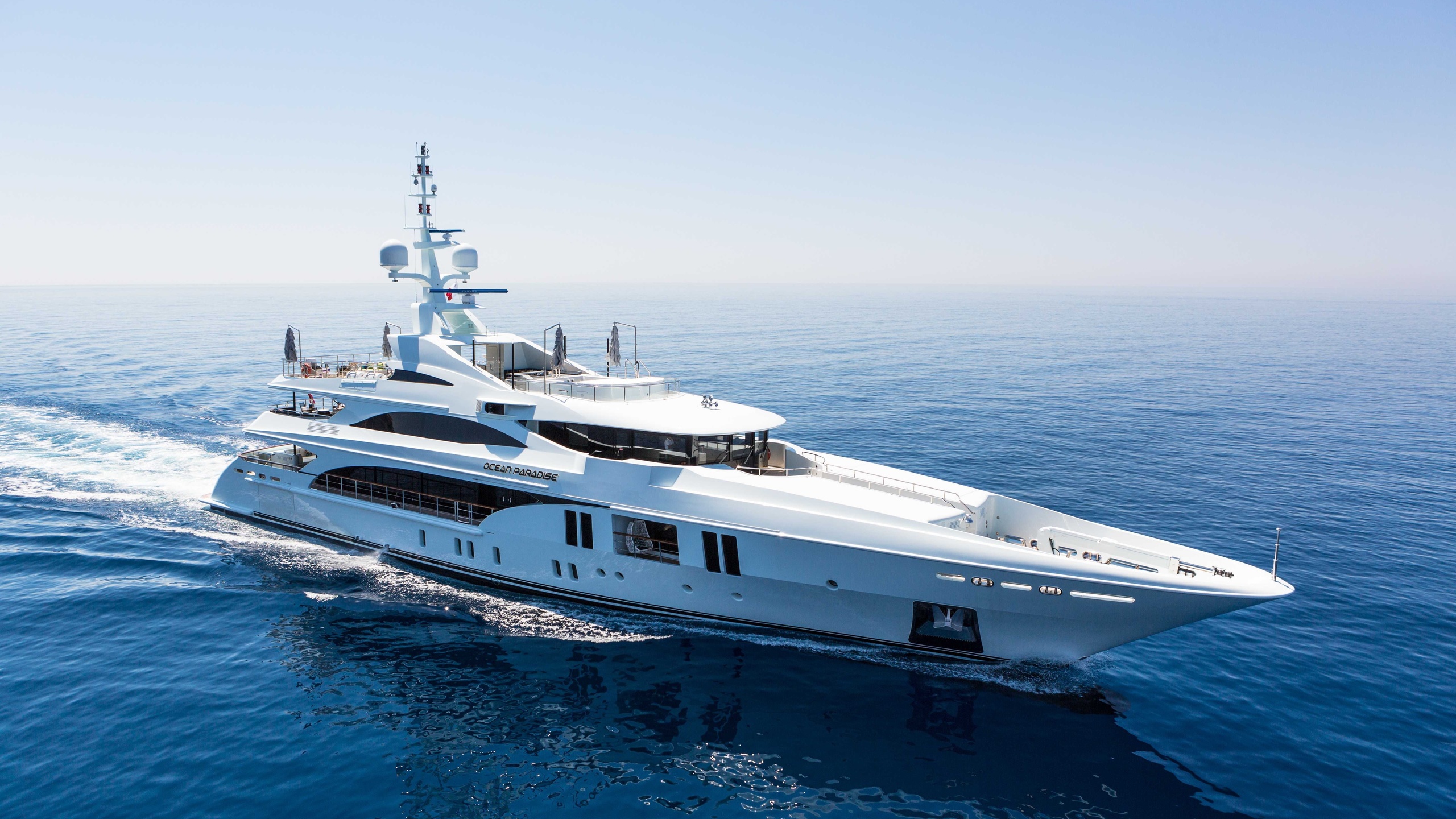 , luxury motor yacht, ocean paradise