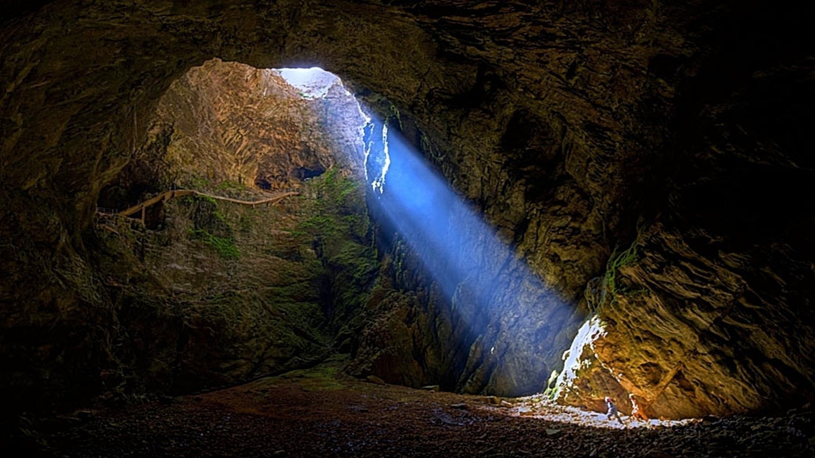 , ,  , reed flute cave