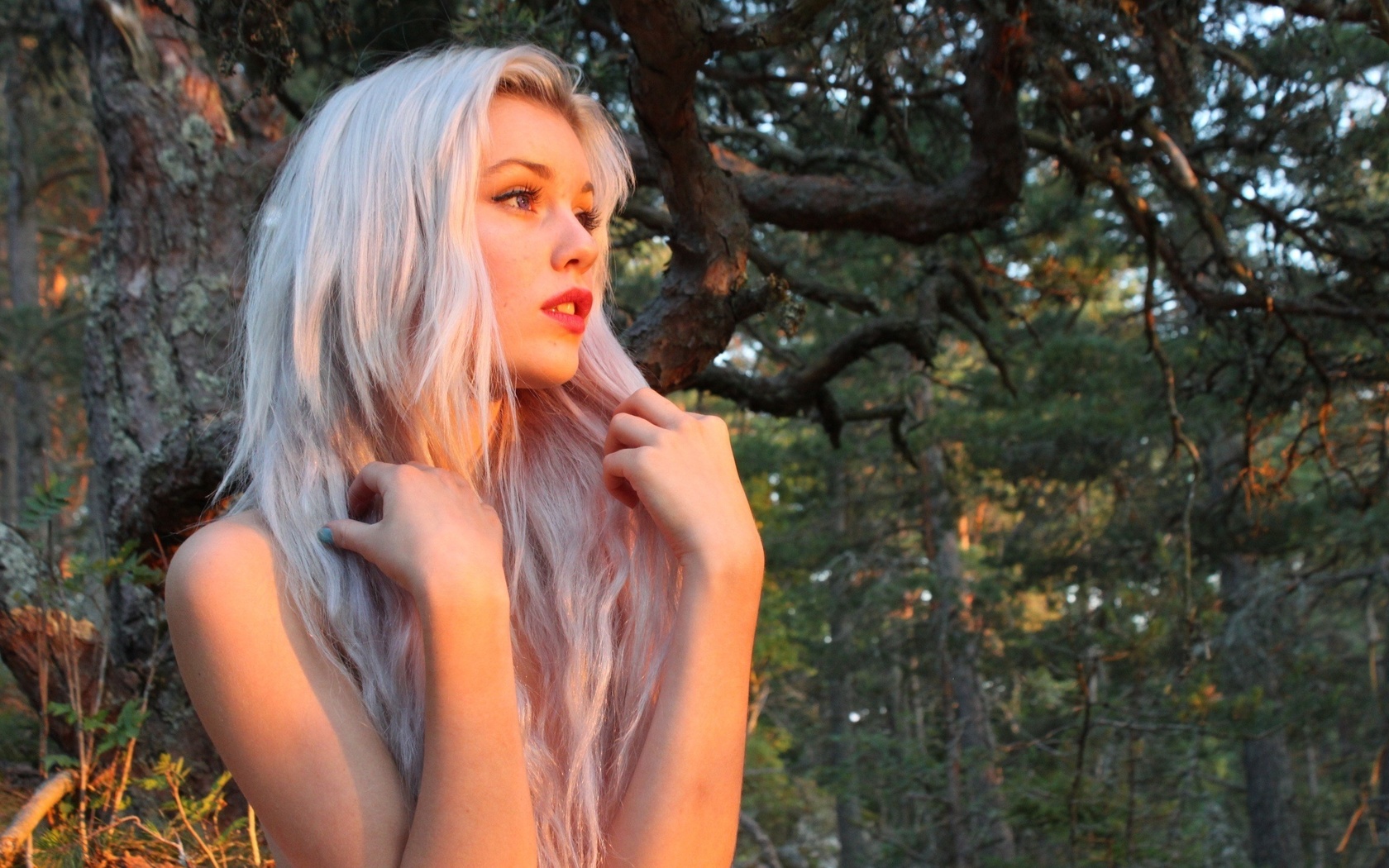 mirish, lips, women, devon jade, silver hair, blondes