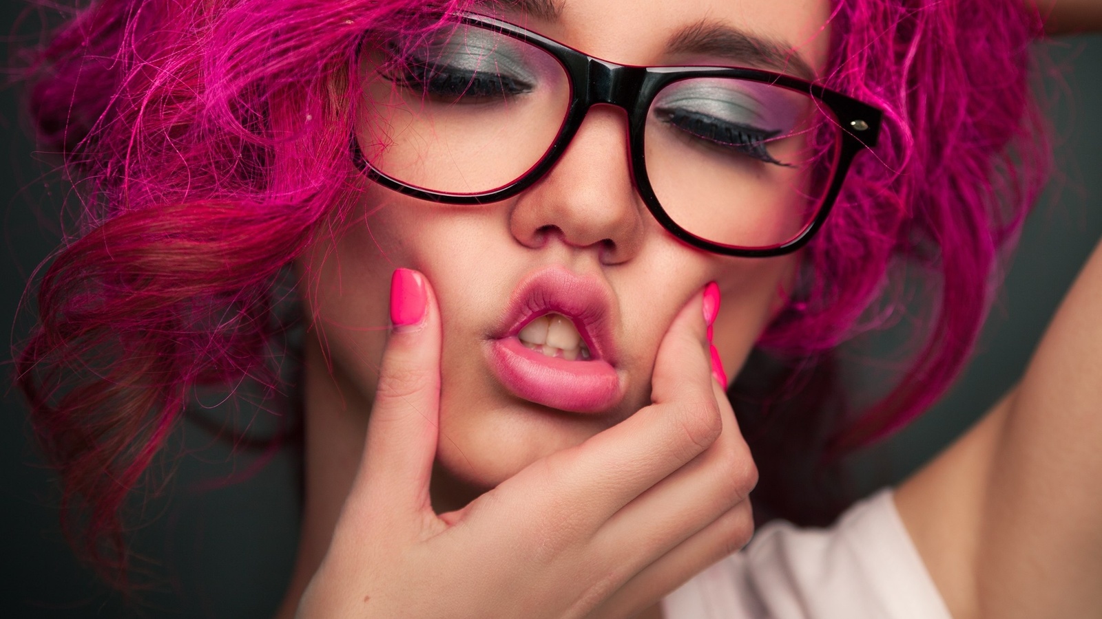 elizabeth broflovski, women, model, face, portrait, dyed hair, glasses, closed eyes, , , , , ,  