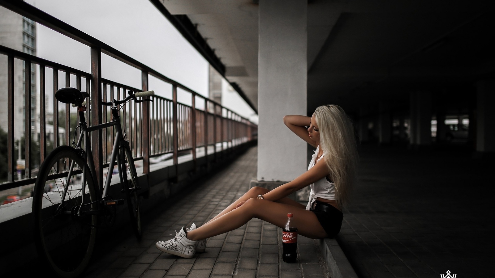 women, model, blonde, brunette, sneakers, jean shorts, bottles, coca-cola, hands on head, women with bikes, t-shirt, andrey kramar, long hair