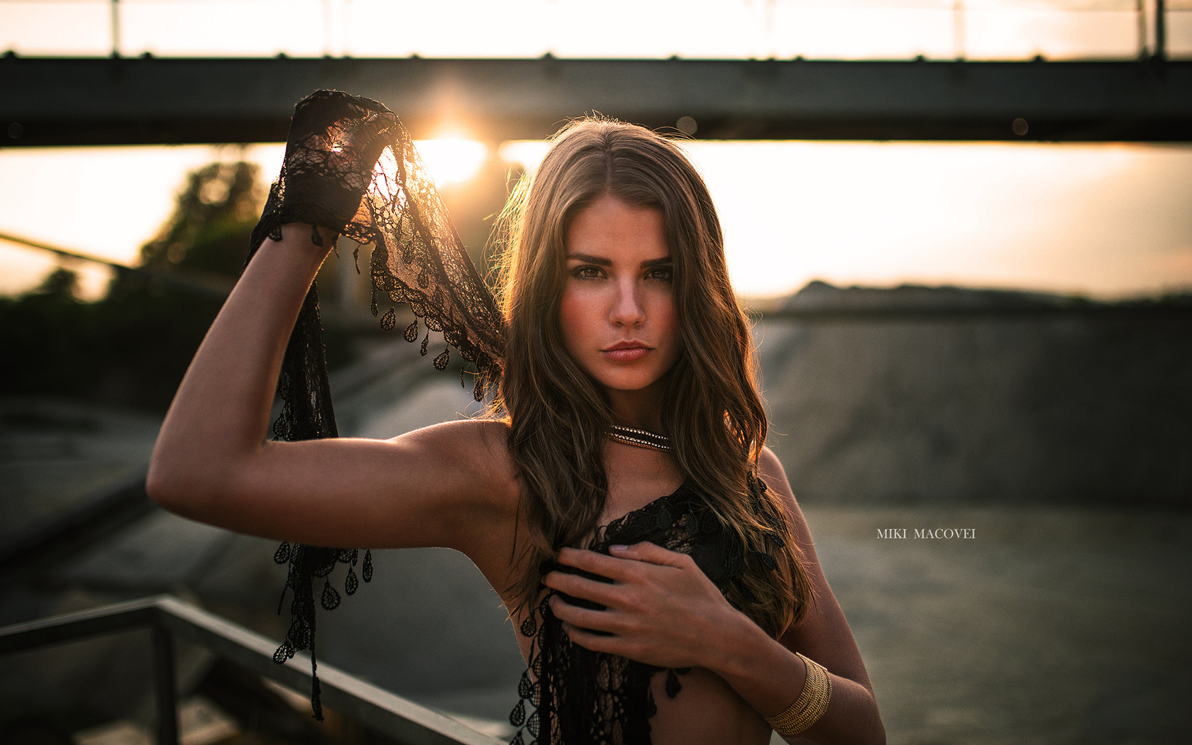 women, face, portrait, tanned, sunset, armpits, strategic covering, long hair, sun, miki macovei