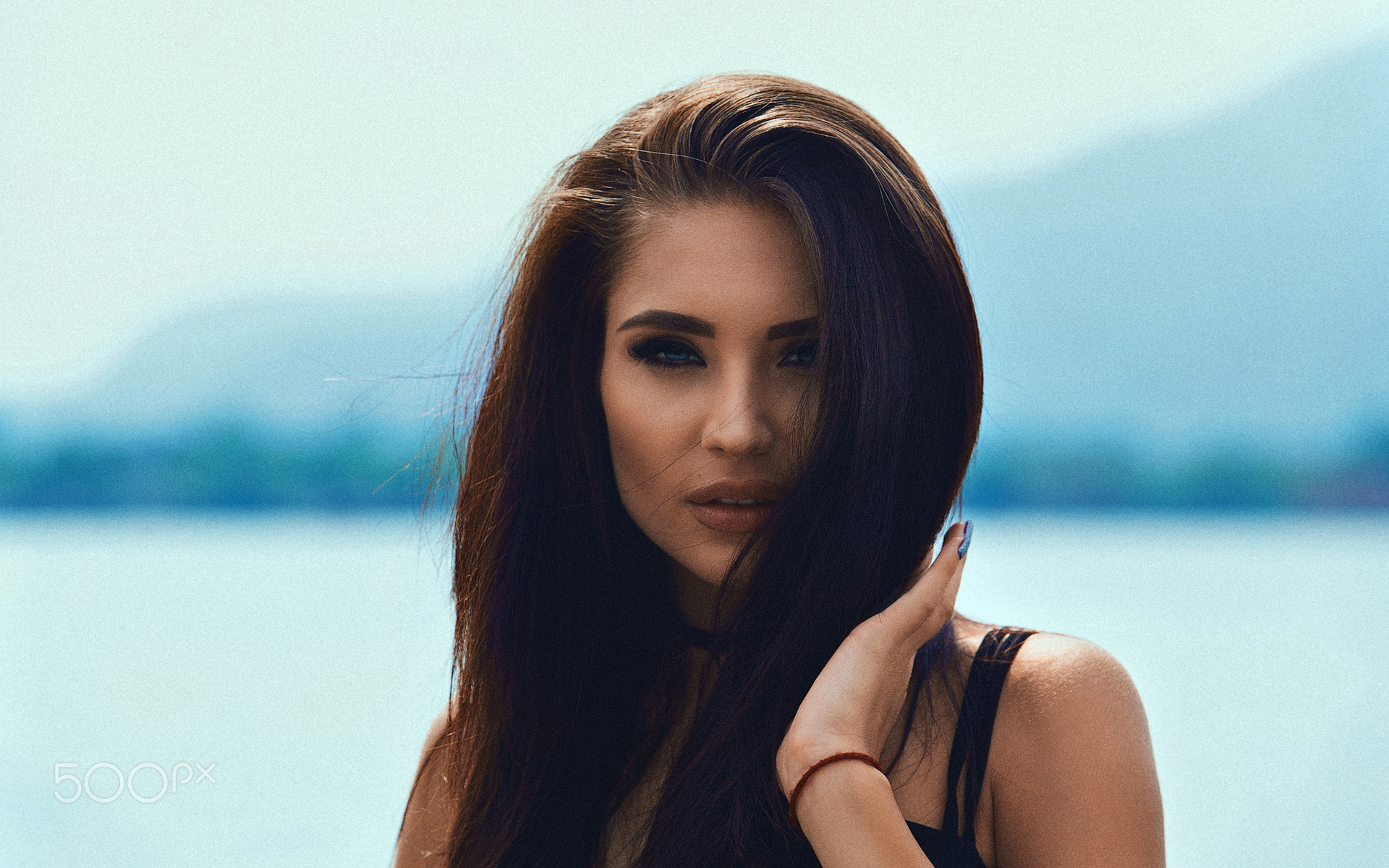 women, face, portrait, blue eyes, lake, depth of field, painted nails, vladimir cojarschi