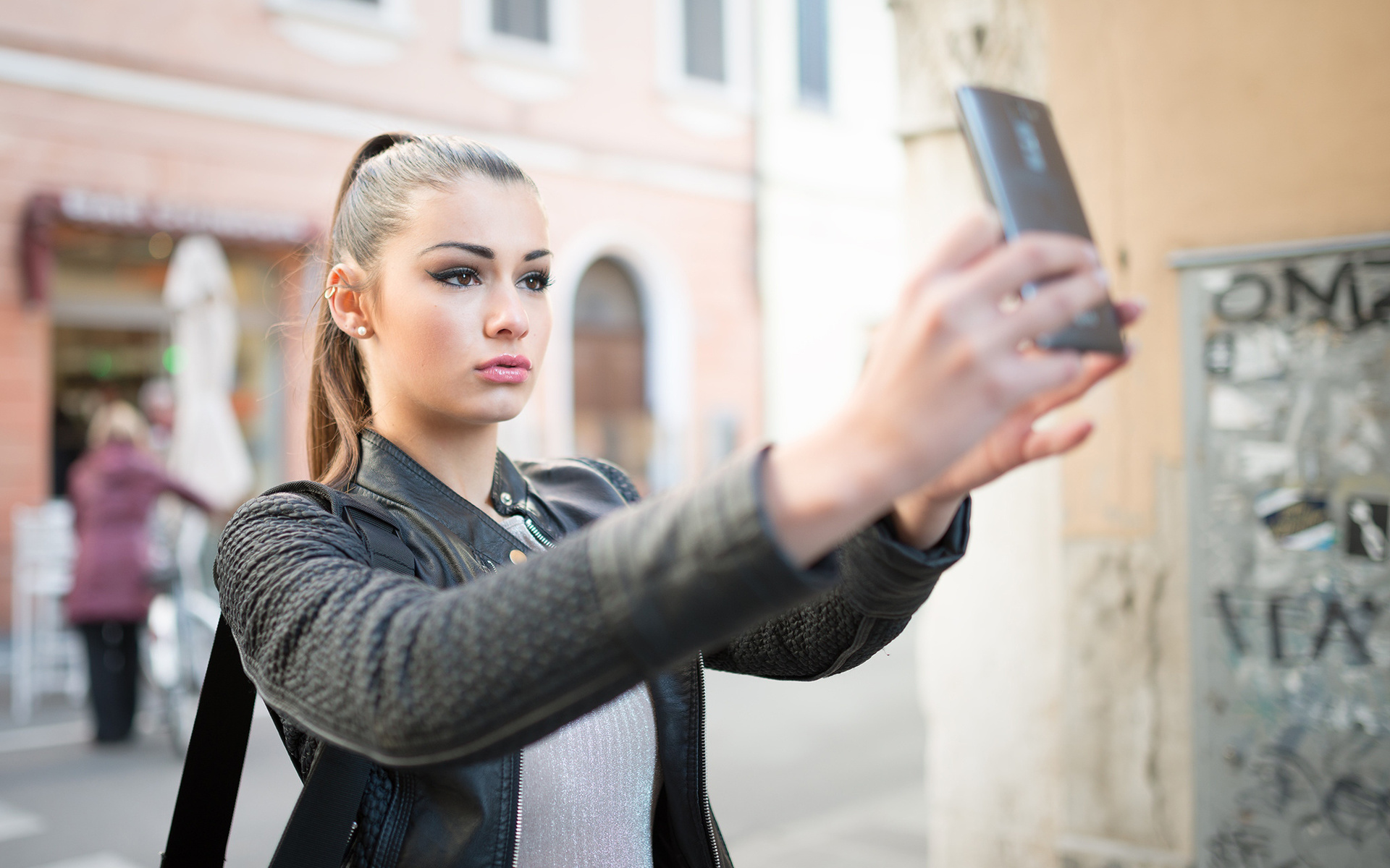 women, portrait, women outdoors, ponytail, selfies, leather jackets, eyeliner