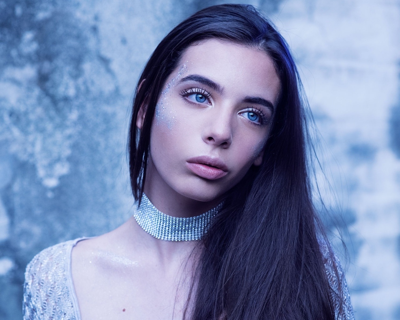 women, face, portrait, choker, blue eyes, depth of field, , , ,  , 