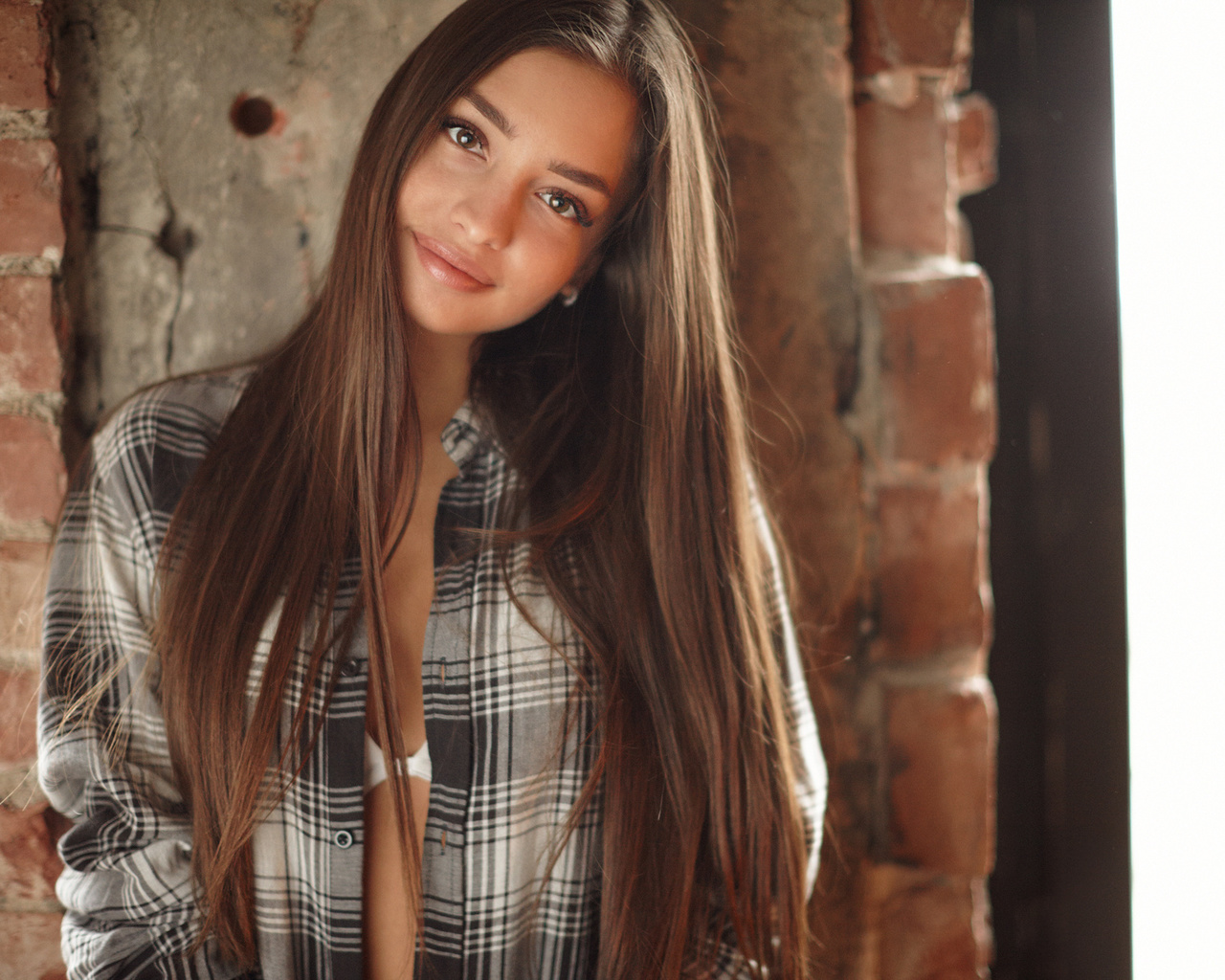 women, portrait, wall, straight hair, bricks, white bra, tanned, shirt, open shirt, smiling