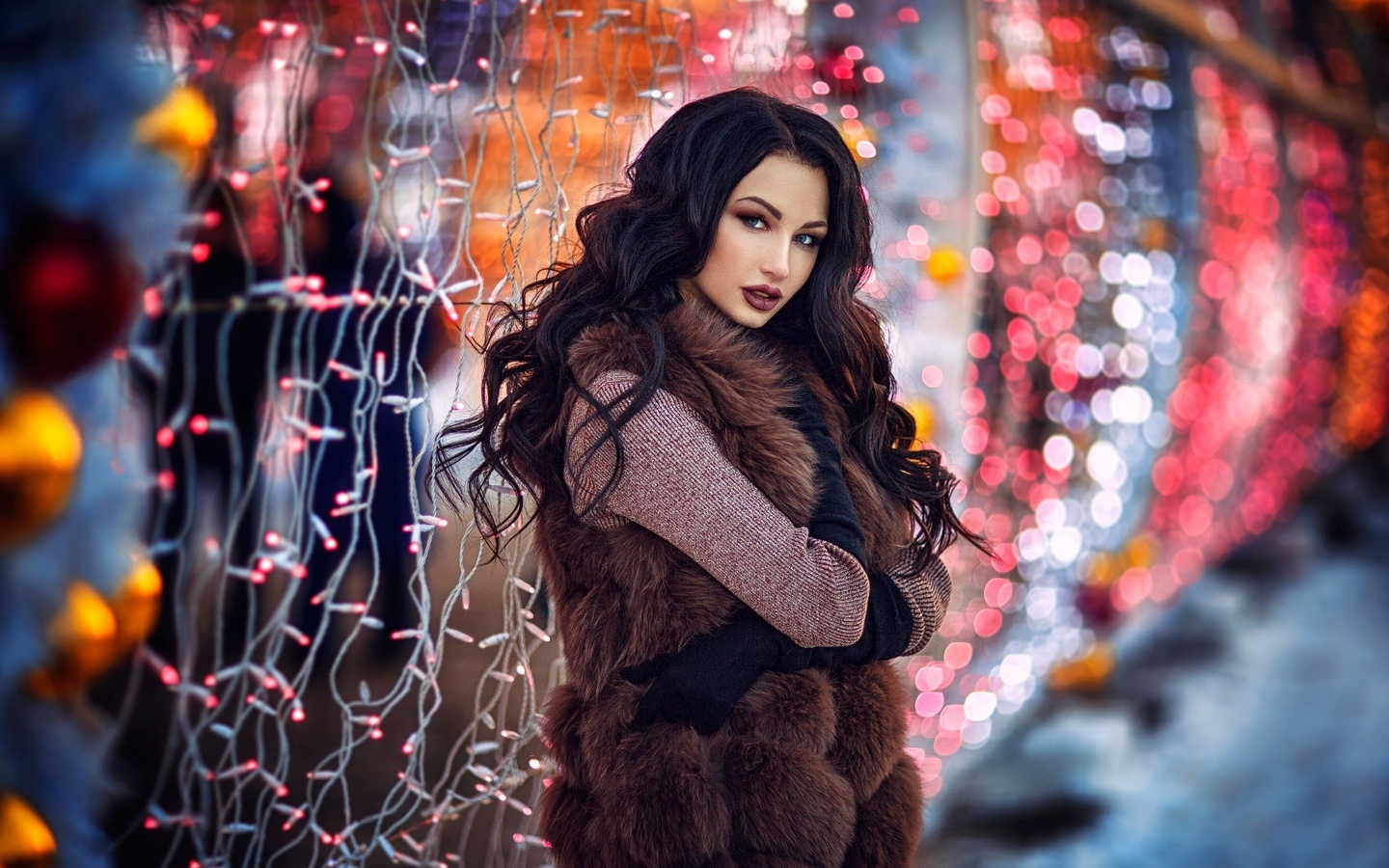 margarita jvoryj, women, portrait, fur, gloves, depth of field, , , , , , 