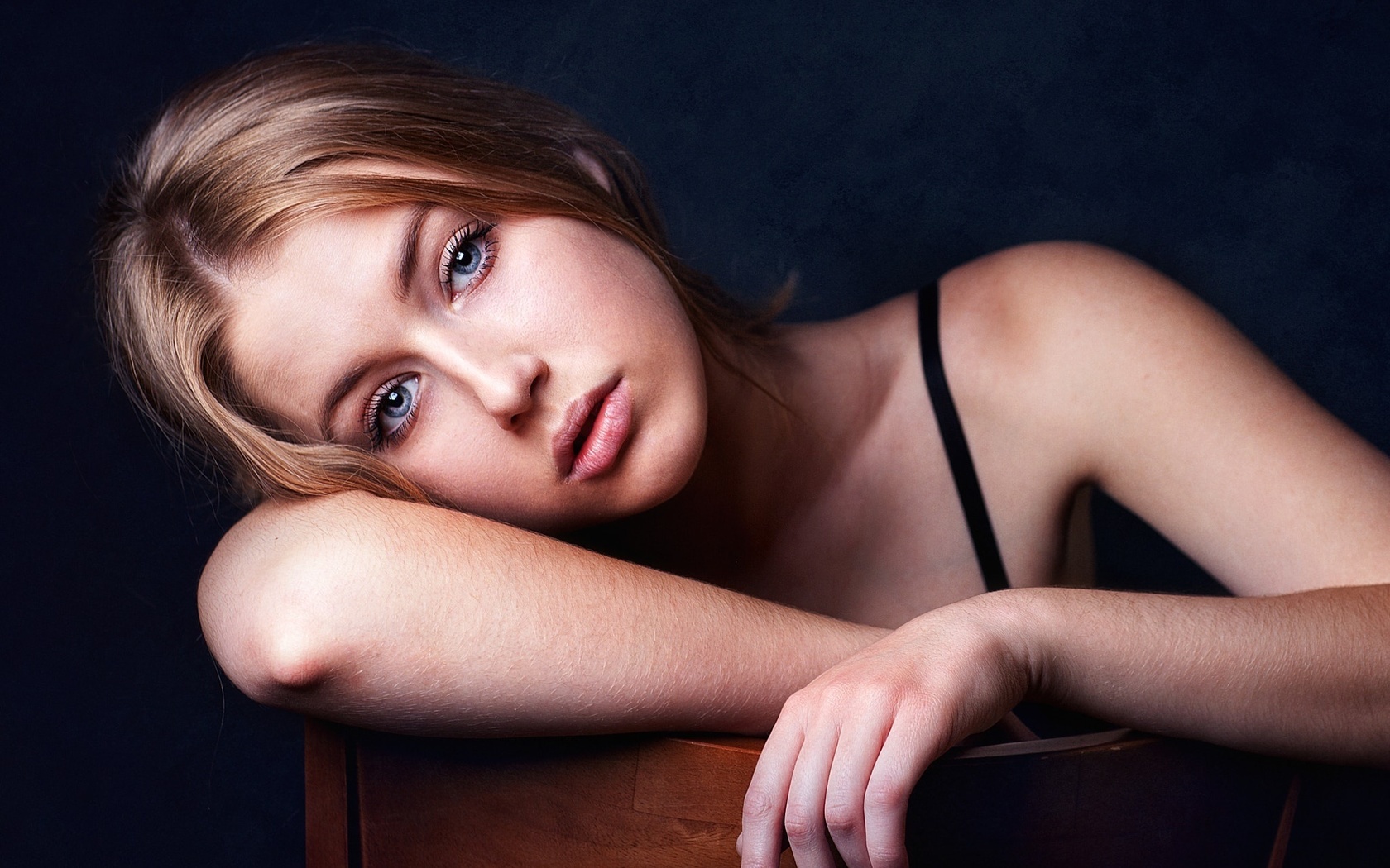 women, marina kivokurtseva, face, portrait, blue eyes, chair, zachar rise, simple background