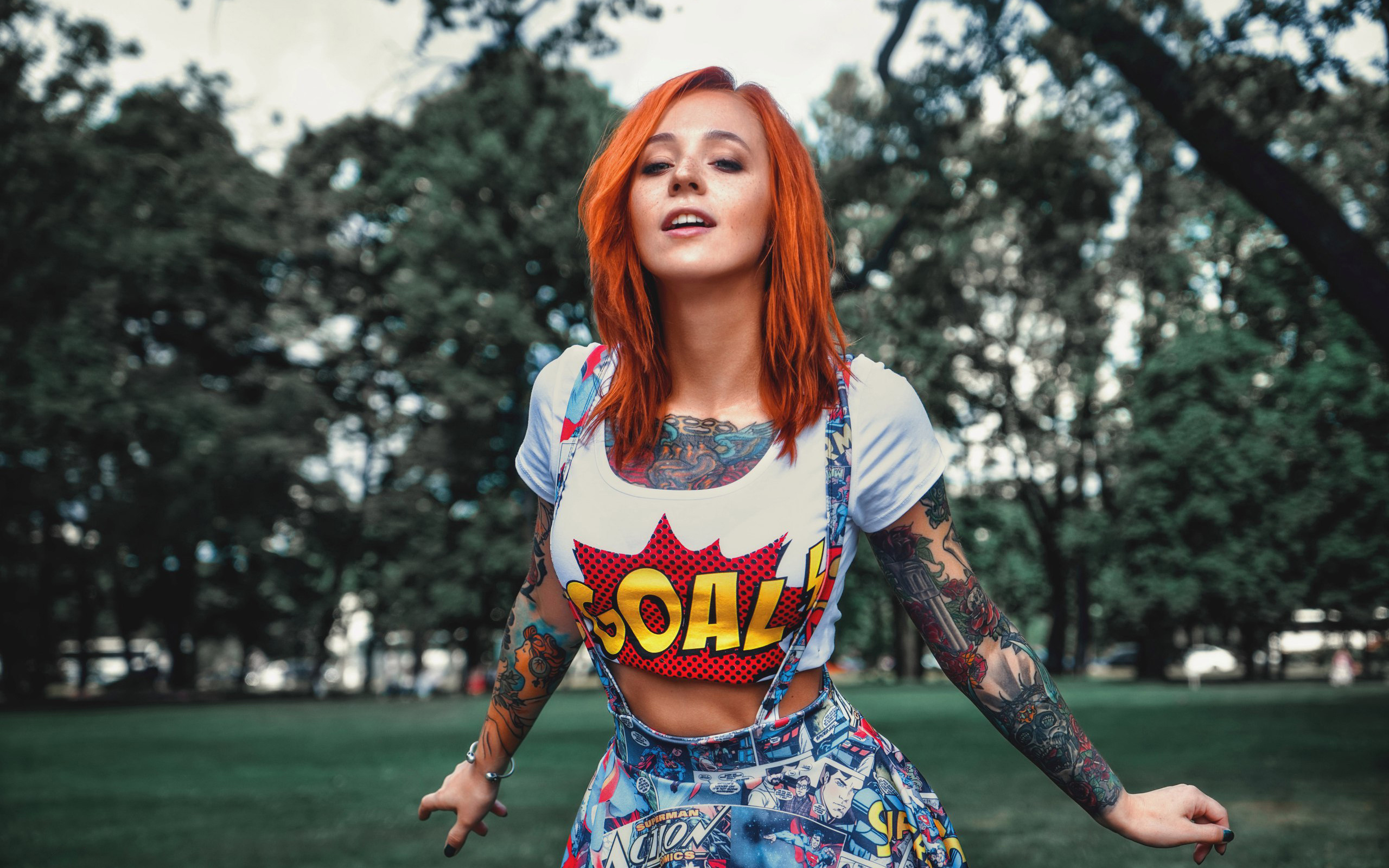 yana sinner, women, redhead, t-shirt, overalls, tattoos, portrait, women outdoors, painted nails, trees