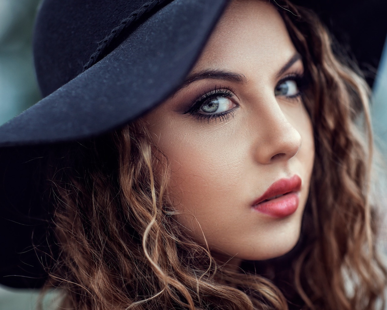 women, alessandro di cicco, face, portrait, hat, depth of field, , , , , ,  