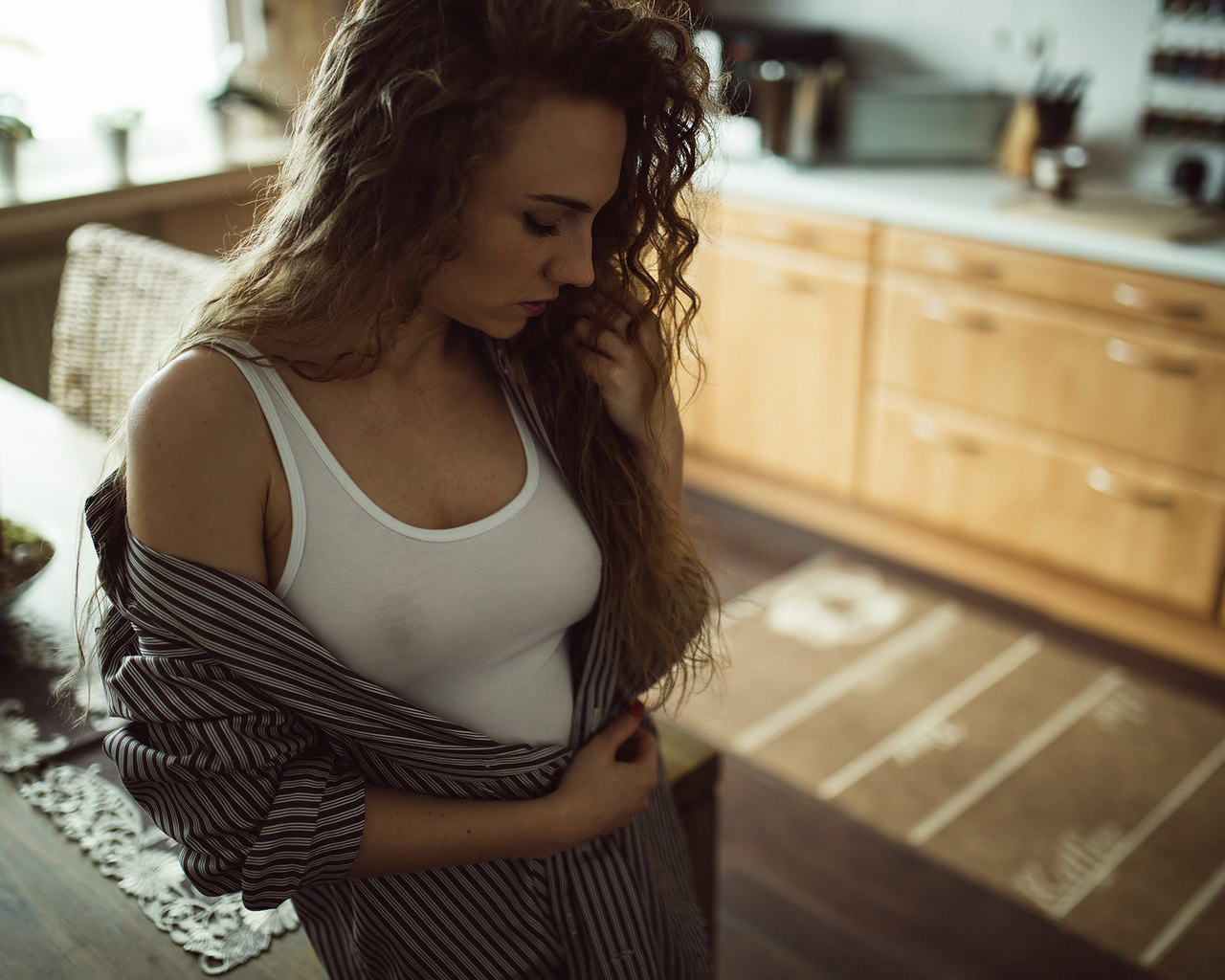 women, portrait, t-shirt, see-through clothing, nipple through clothing, shirt, kitchen, closed eyes, depth of field, , , ,  , , ,  ,   ,  