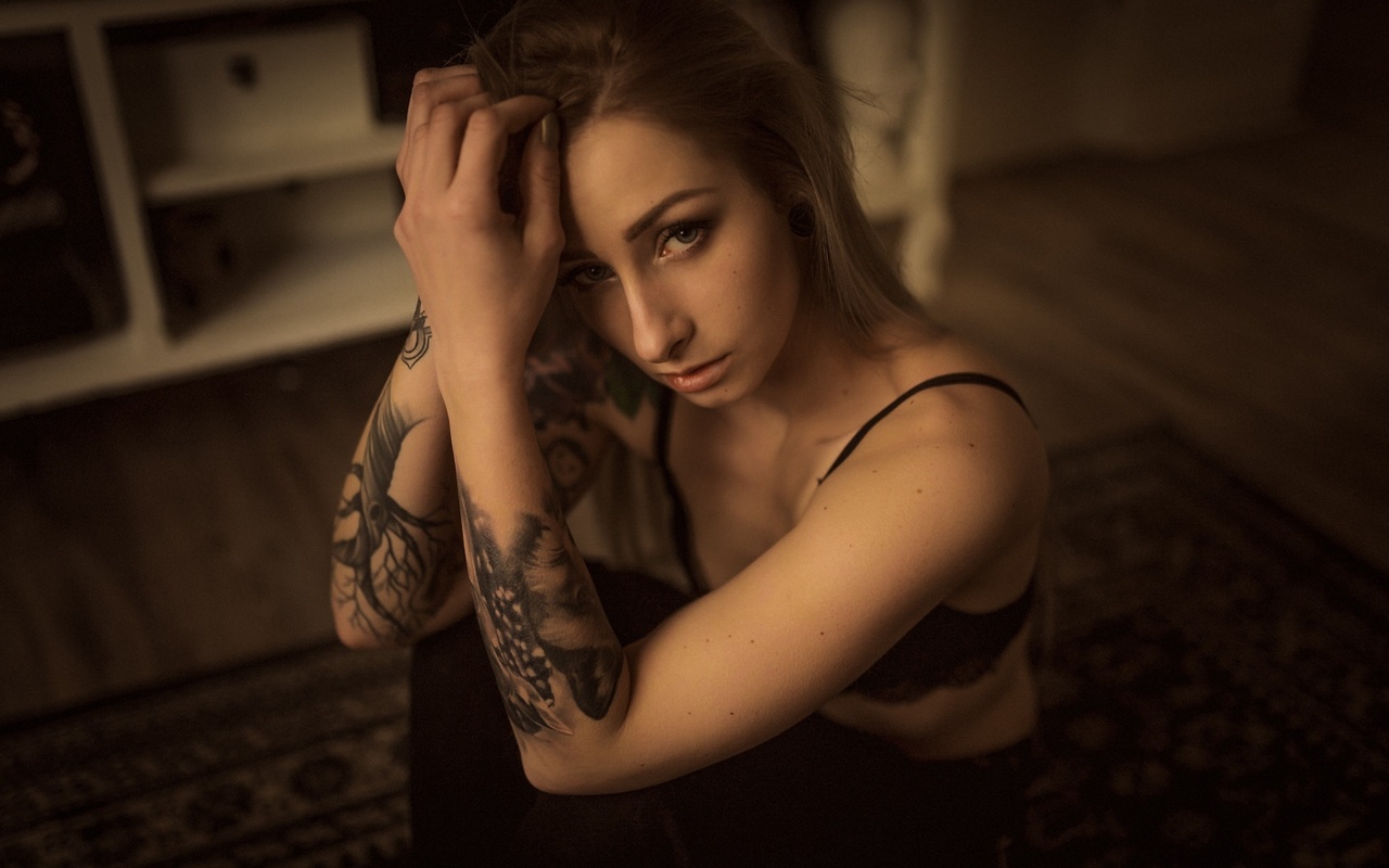 women, blonde, tattoo, black bras, sitting, portrait, hands on head, depth of field