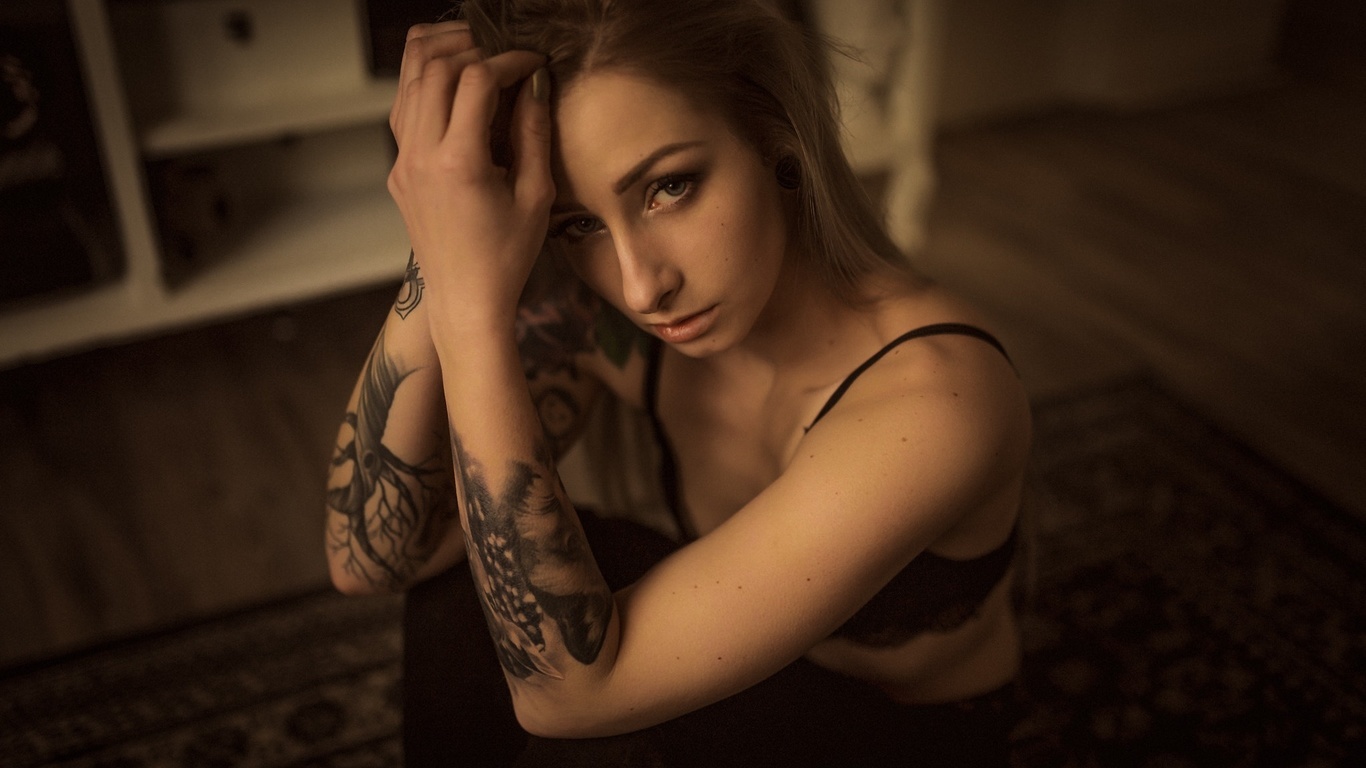 women, blonde, tattoo, black bras, sitting, portrait, hands on head, depth of field