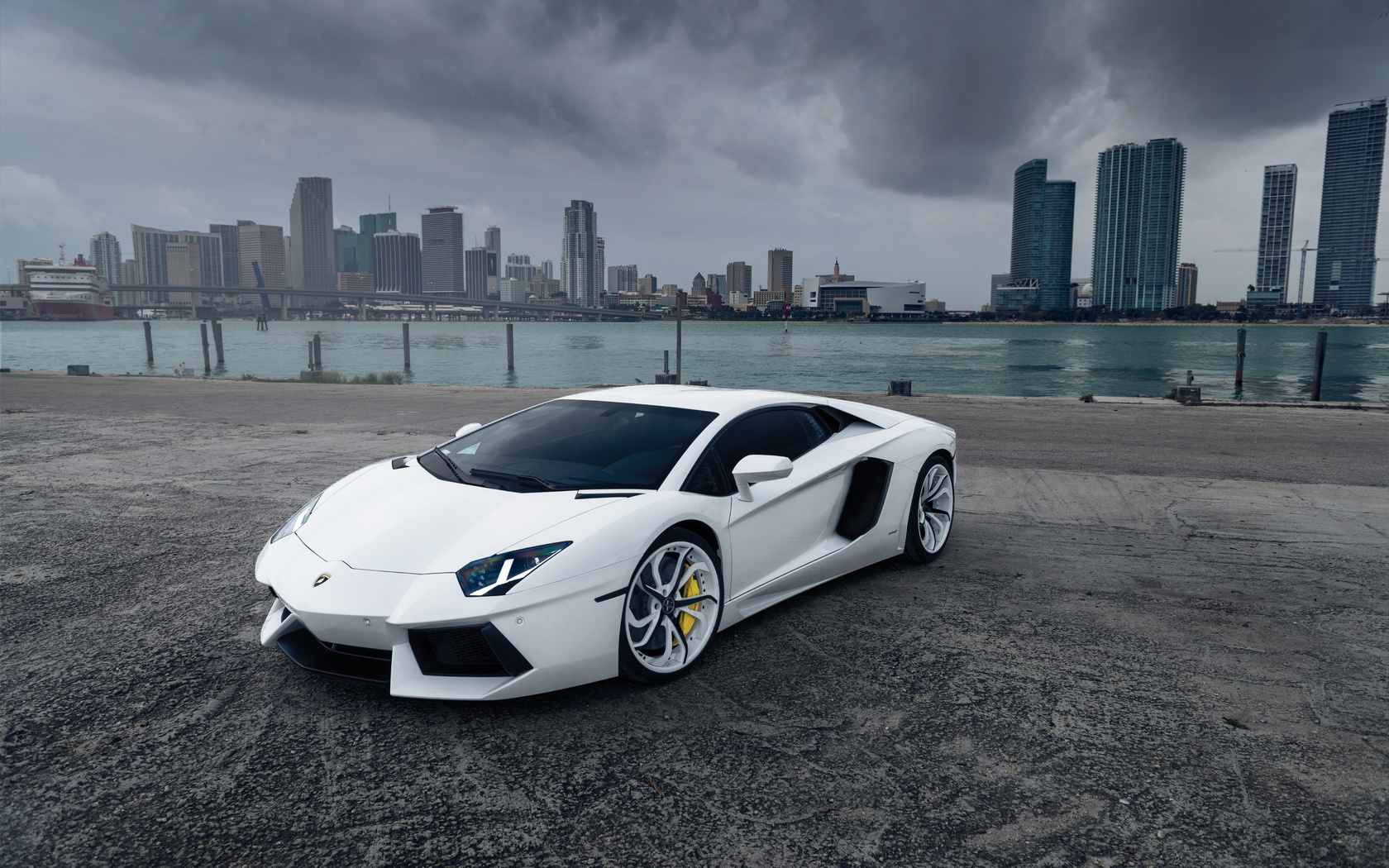 white, vellano mc customs, lamborghini, aventador