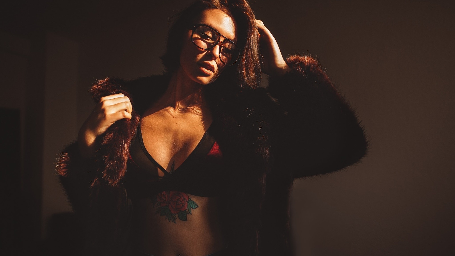 women, tanned, portrait, glasses, pierced navel, fur, black bras, belly, women with glasses, sebastian heberlein, , , ,  , ,  , ,   