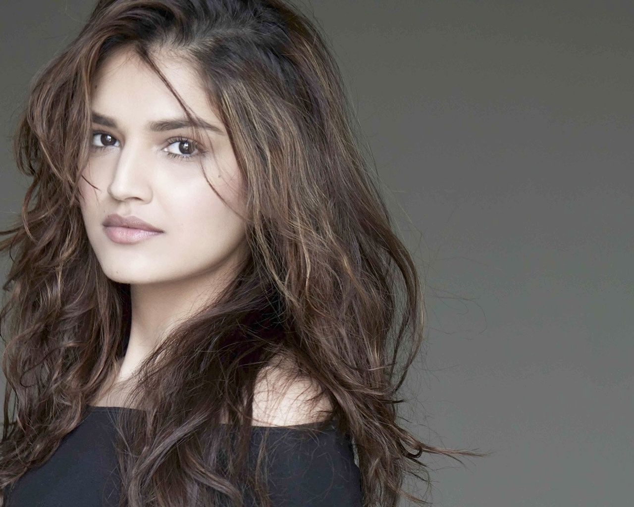 beautiful, lips, indian, model, beauty, bollywood, tara alisha berry, celebrity, hair, actress, brunette, eyes, hot, girl, face