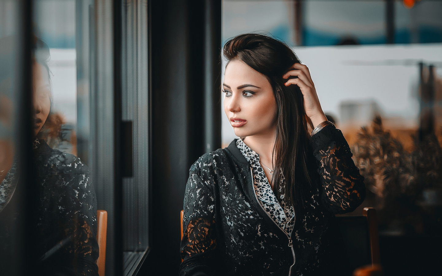 women, portrait, depth of field, glass, looking away, reflection, ,  , , , ,   