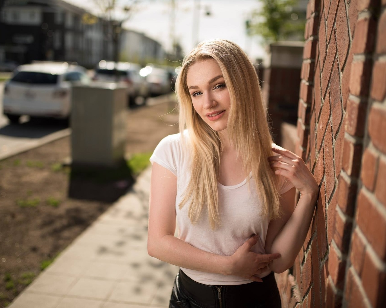 women, blonde, portrait, smiling, women outdoors, depth of field, , , , ,   ,   