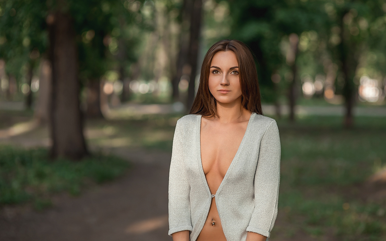 women, portrait, depth of field, trees, women outdoors, boobs, no bra, belly, pierced navel, , , ,   , , ,  , ,  