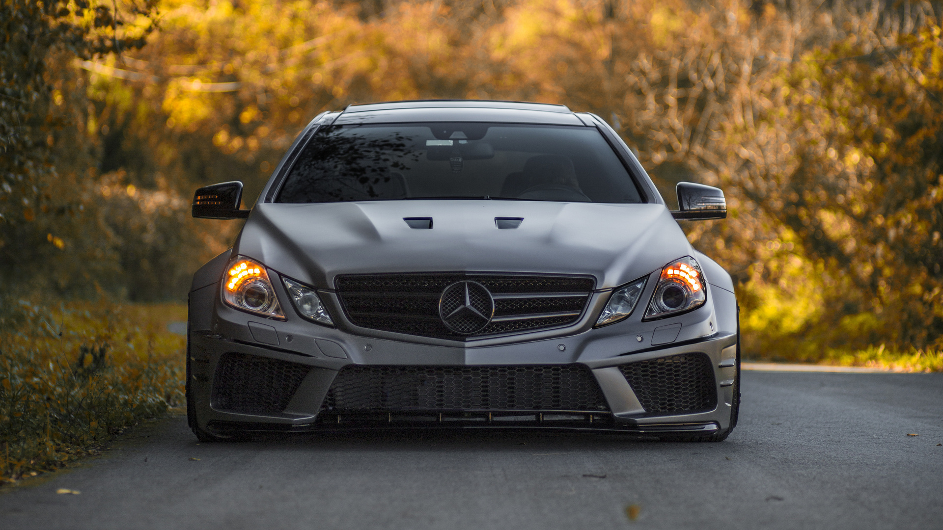 Обои mercedes e63