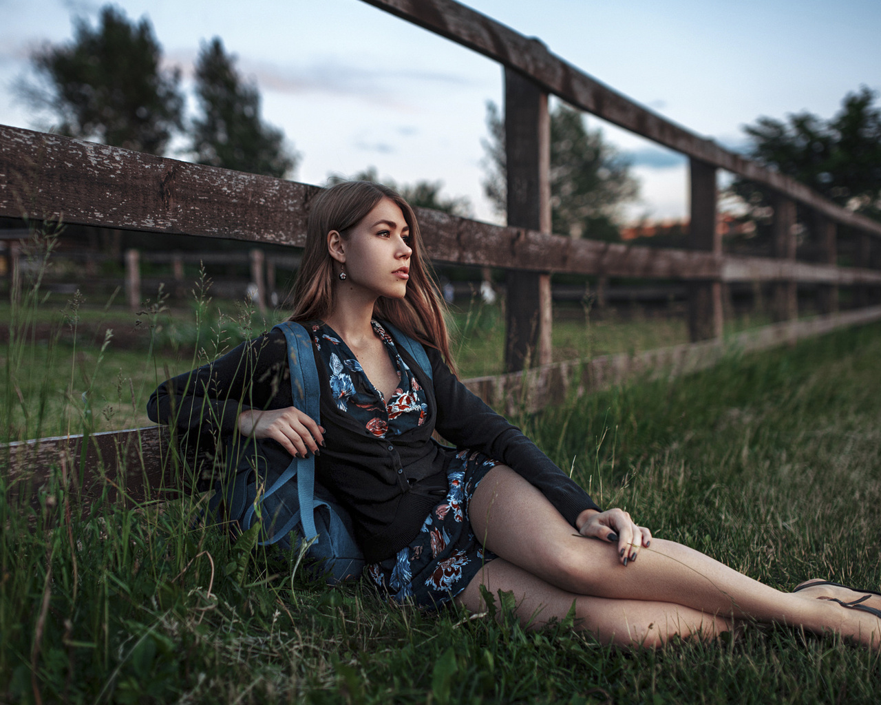 girl, mary, mary, fence, legs, brunette, grass